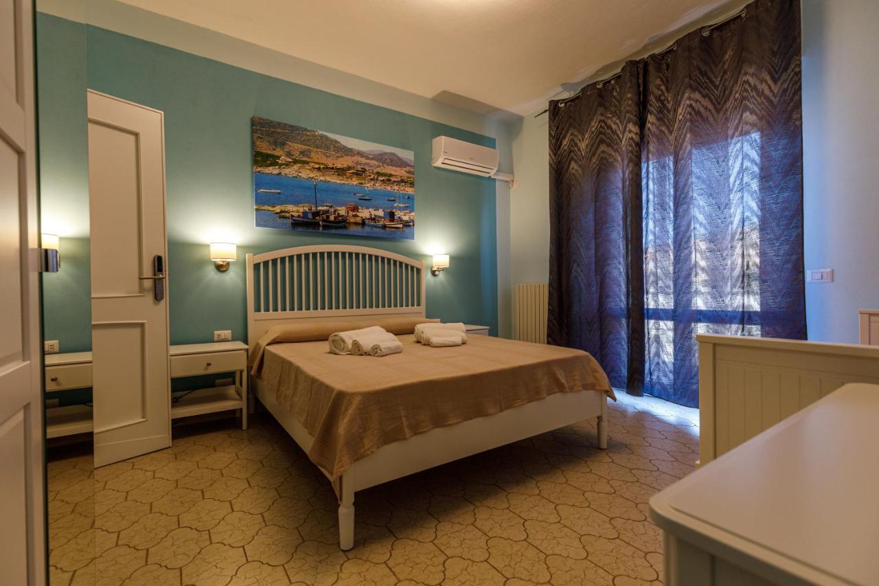 Casa Tacconi Bed and Breakfast Villasimius Exteriör bild