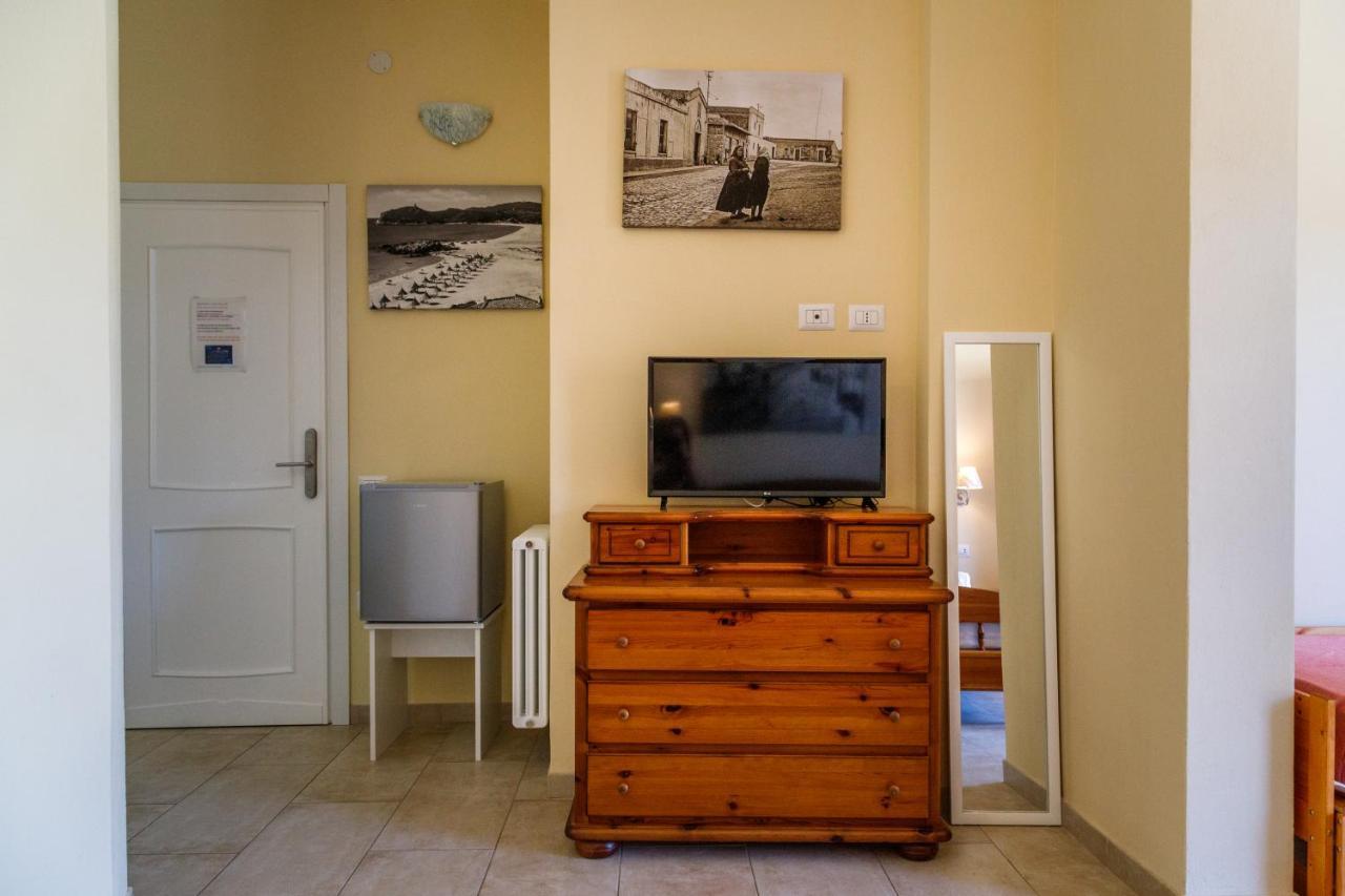 Casa Tacconi Bed and Breakfast Villasimius Exteriör bild