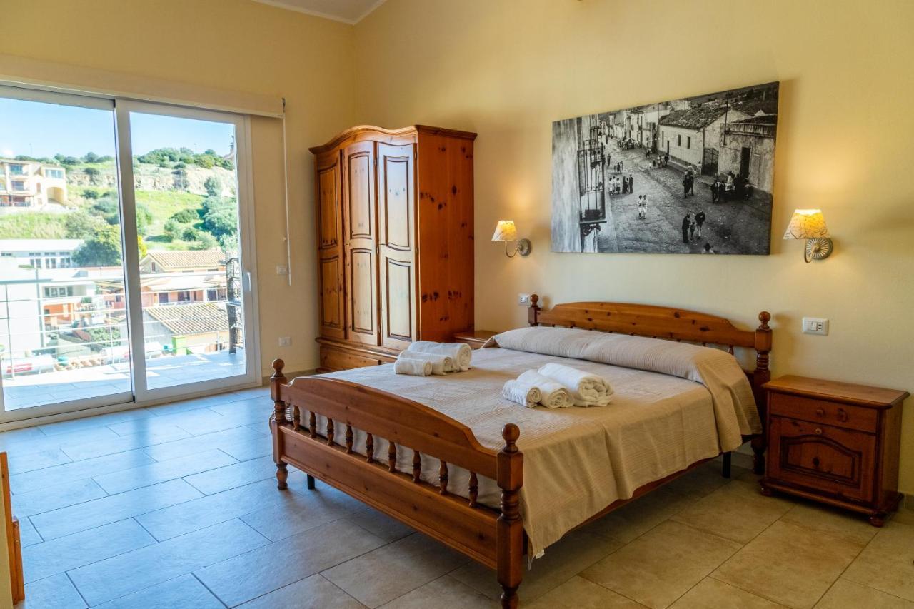 Casa Tacconi Bed and Breakfast Villasimius Exteriör bild